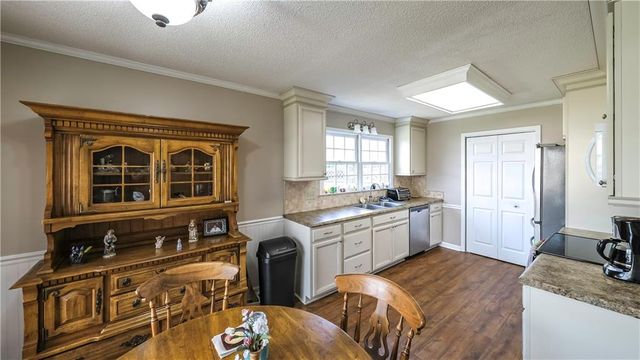 15 Parr Wade Road, Cartersville, GA 30120