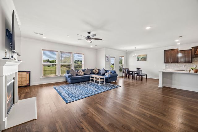 2076 Autry Dr, Nolensville, TN 37135