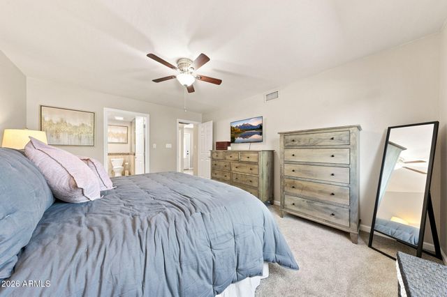 922 S Ember Circle, Mesa, AZ 85208