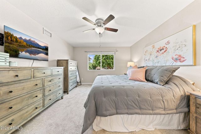 922 S Ember Circle, Mesa, AZ 85208