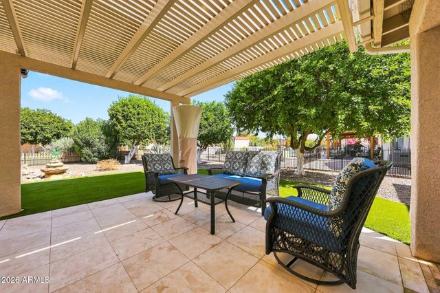 922 S Ember Circle, Mesa, AZ 85208