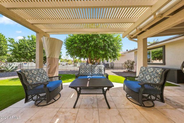 922 S Ember Circle, Mesa, AZ 85208