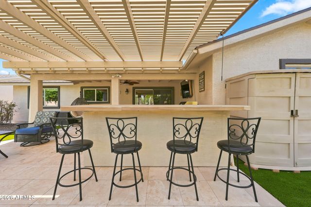 922 S Ember Circle, Mesa, AZ 85208