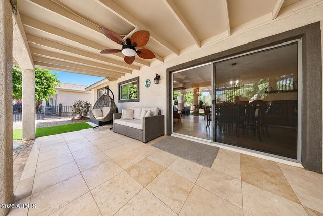 922 S Ember Circle, Mesa, AZ 85208