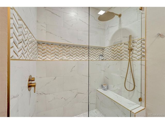 1602 Vickers Dr, Colorado Springs, CO 80918