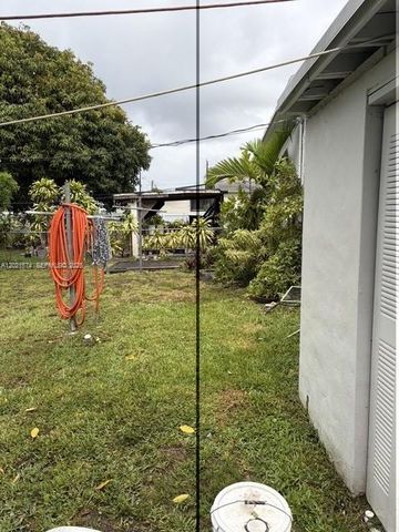 336 E 41st St, Hialeah, FL 33013