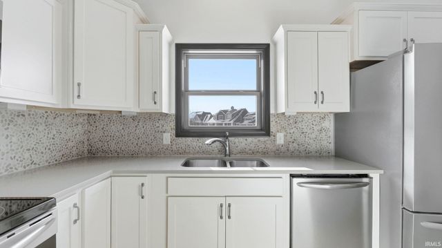 8622 Alamasa Place, Fort Wayne, IN 46835