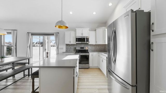 8622 Alamasa Place, Fort Wayne, IN 46835