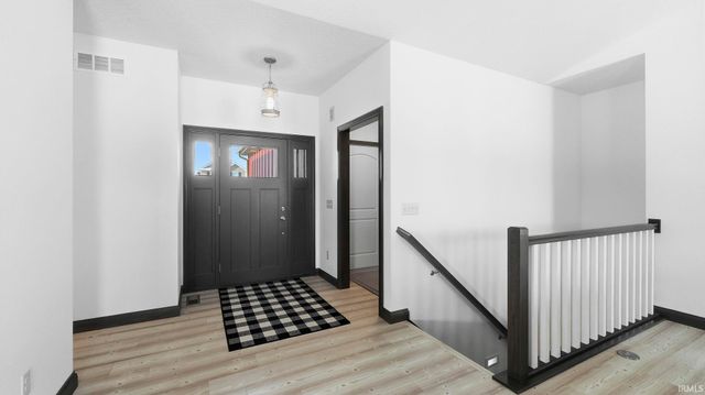 8622 Alamasa Place, Fort Wayne, IN 46835