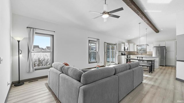 8622 Alamasa Place, Fort Wayne, IN 46835