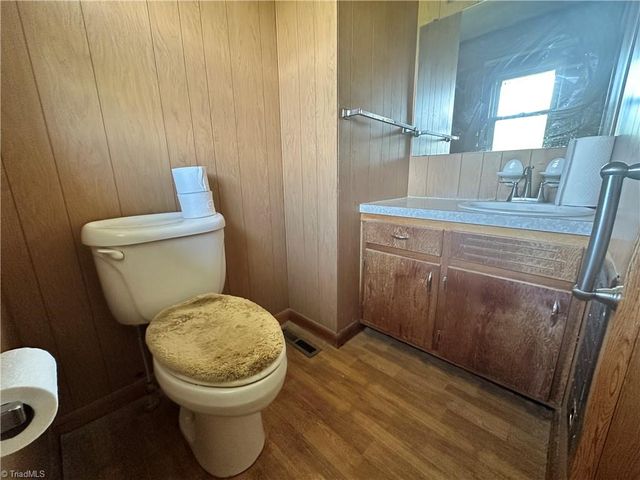 87 Oak Ridge Road, Cana, VA 24317