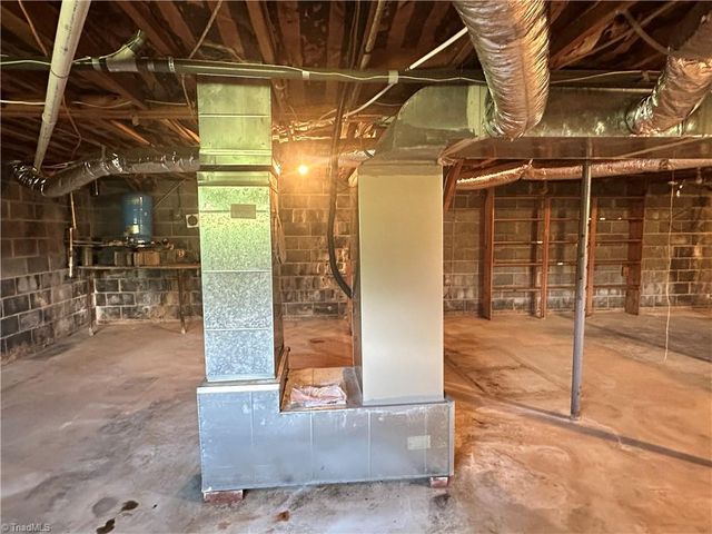 87 Oak Ridge Road, Cana, VA 24317