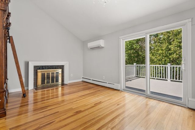 8 Sunset Drive, Framingham, MA 01701
