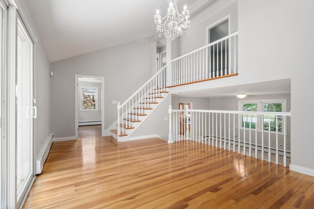 8 Sunset Drive, Framingham, MA 01701