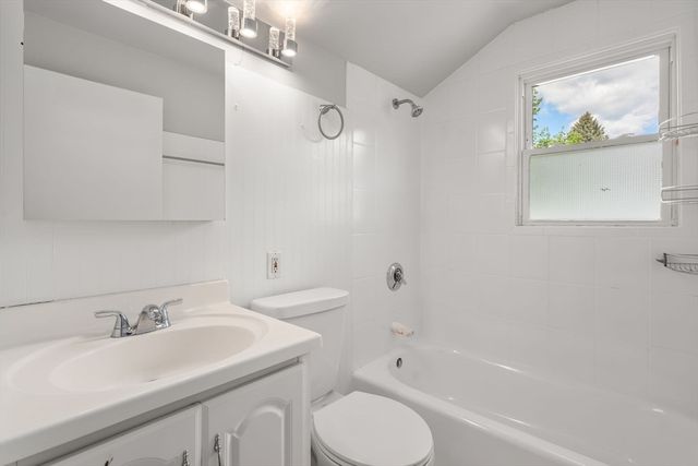 8 Sunset Drive, Framingham, MA 01701
