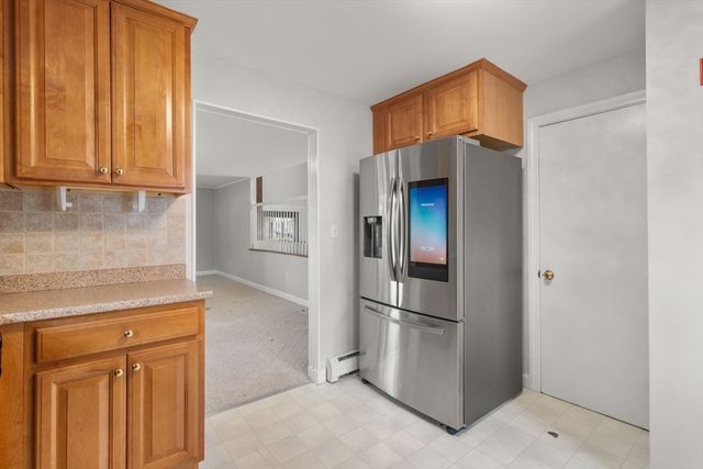 8 Sunset Drive, Framingham, MA 01701