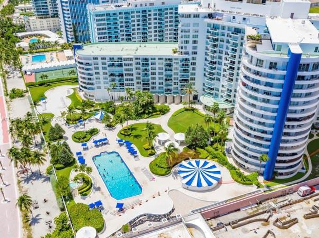 5161 Collins Ave 511, Miami Beach, FL 33140