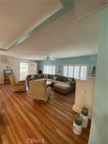 80 Huntington 647, Huntington Beach, CA 92648