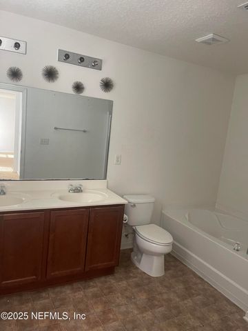 12029 ALEXANDRA Drive, Jacksonville, FL 32218