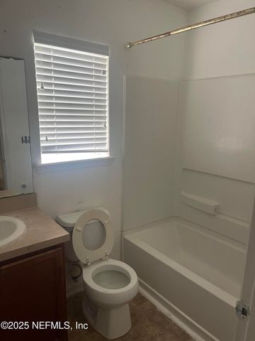 12029 ALEXANDRA Drive, Jacksonville, FL 32218