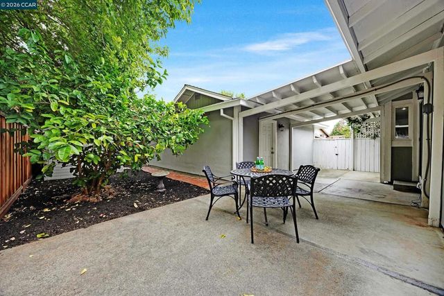 5456 Agostino Ct, Concord, CA 94521