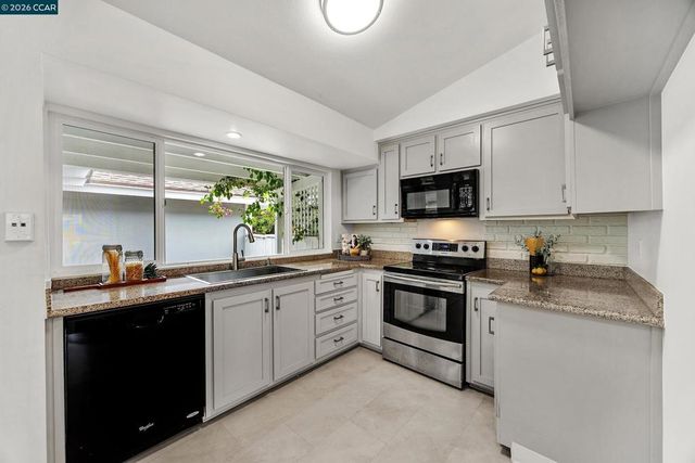 5456 Agostino Ct, Concord, CA 94521