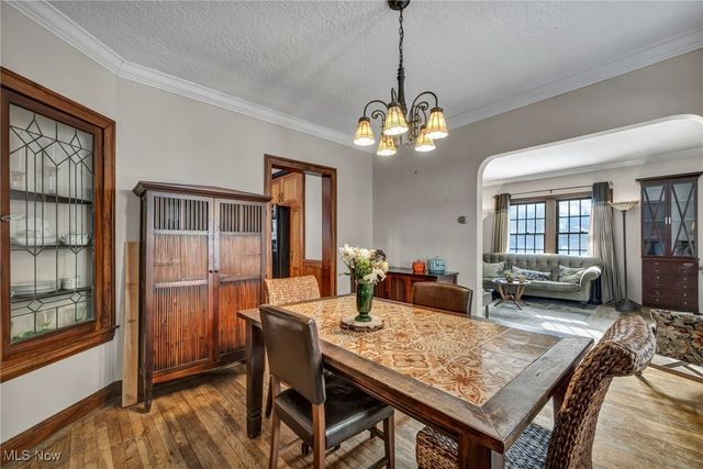 17610 Narragansett Avenue, Lakewood, OH 44107