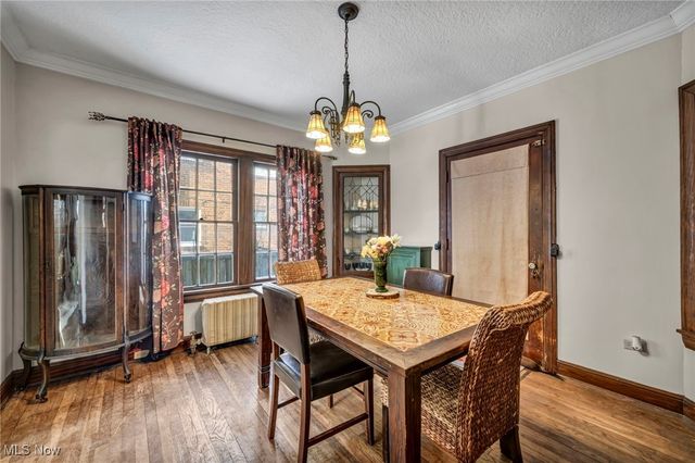 17610 Narragansett Avenue, Lakewood, OH 44107