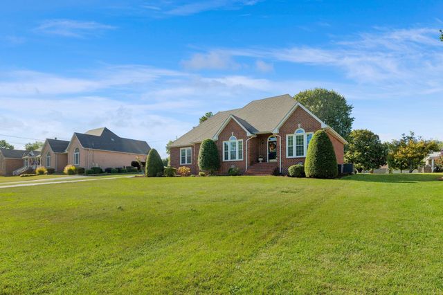 351 Jones Mill Rd, La Vergne, TN 37086
