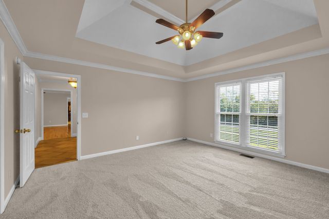 351 Jones Mill Rd, La Vergne, TN 37086