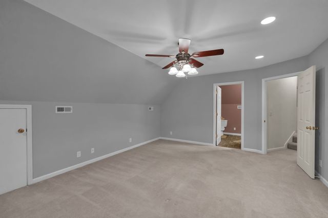 351 Jones Mill Rd, La Vergne, TN 37086