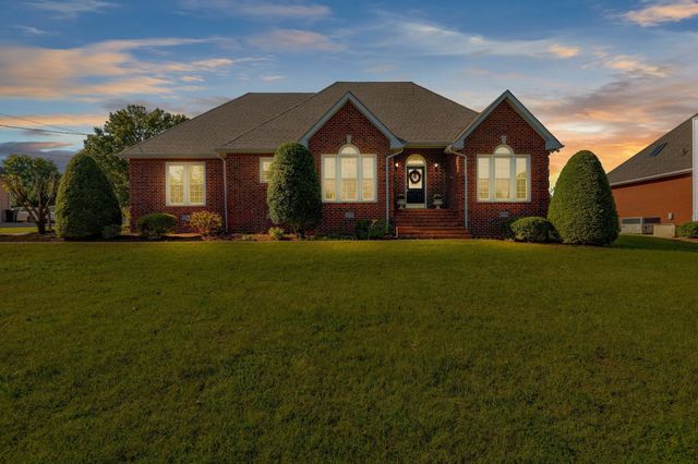 351 Jones Mill Rd, La Vergne, TN 37086