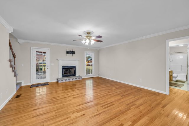 351 Jones Mill Rd, La Vergne, TN 37086