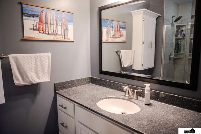 6805 Hawkins Bend, Lincoln, NE 68516