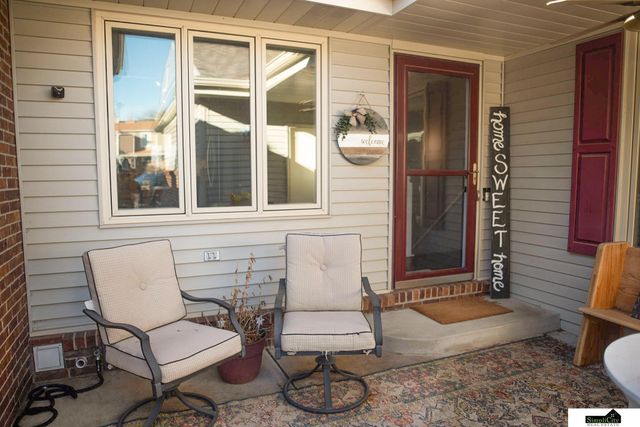 6805 Hawkins Bend, Lincoln, NE 68516