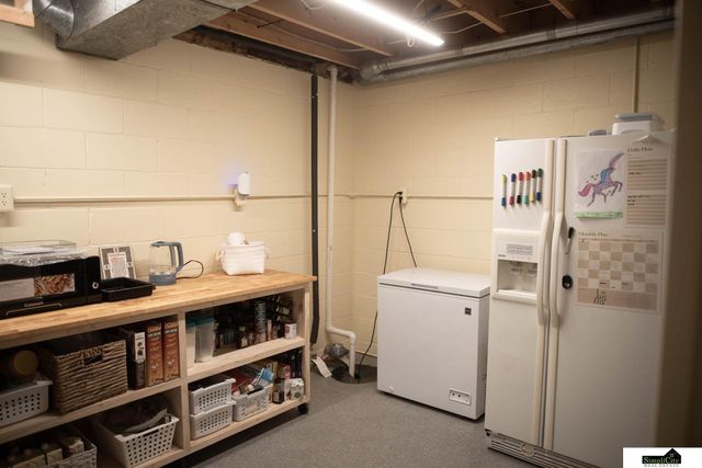 6805 Hawkins Bend, Lincoln, NE 68516