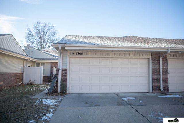 6805 Hawkins Bend, Lincoln, NE 68516