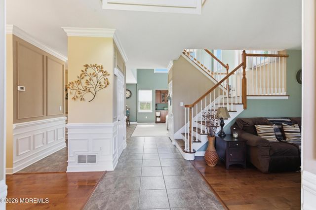 23 Greenwich Drive, Jackson, NJ 08527