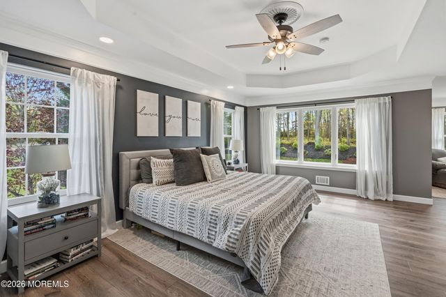 23 Greenwich Drive, Jackson, NJ 08527