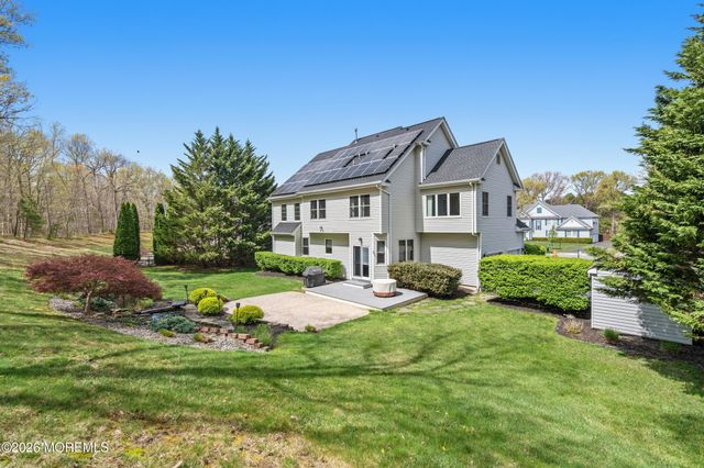 23 Greenwich Drive, Jackson, NJ 08527