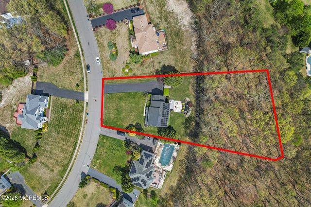 23 Greenwich Drive, Jackson, NJ 08527