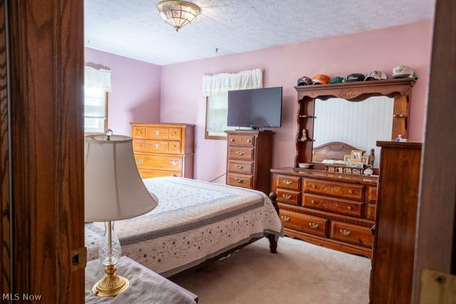 8639 Candlewood Avenue NW, North Canton, OH 44720