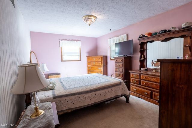 8639 Candlewood Avenue NW, North Canton, OH 44720