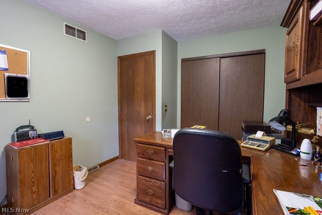 8639 Candlewood Avenue NW, North Canton, OH 44720
