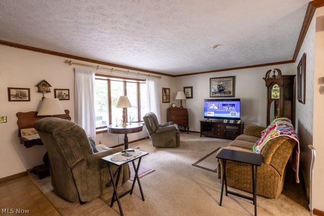8639 Candlewood Avenue NW, North Canton, OH 44720