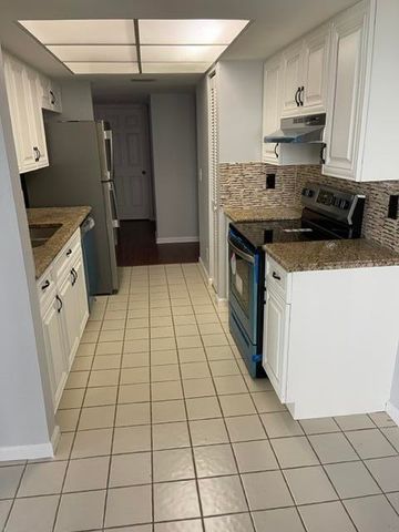 12628 Shoreline Drive 9c, Wellington, FL 33414