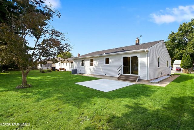 26 Nostrand Drive, Toms River, NJ 08757