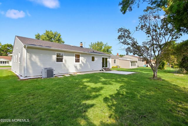 26 Nostrand Drive, Toms River, NJ 08757