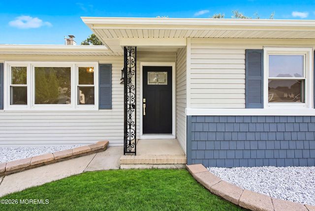 26 Nostrand Drive, Toms River, NJ 08757