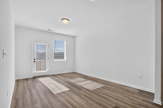 Unit 7 Grove Loop, Blue Ridge, GA 30513